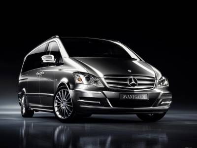 Mercedes-Benz-Viano-2011-Avantgarde-Edition-125