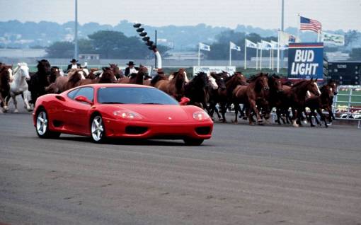 Ferrari против лошадей