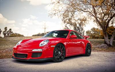 Красный порше 911