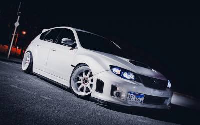 Subaru impreza wrx sti jdm white
