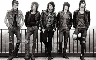 Asking alexandria