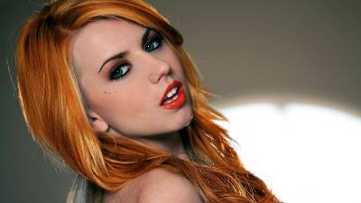 Lexi Belle