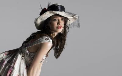 Шляпа с сеточкой